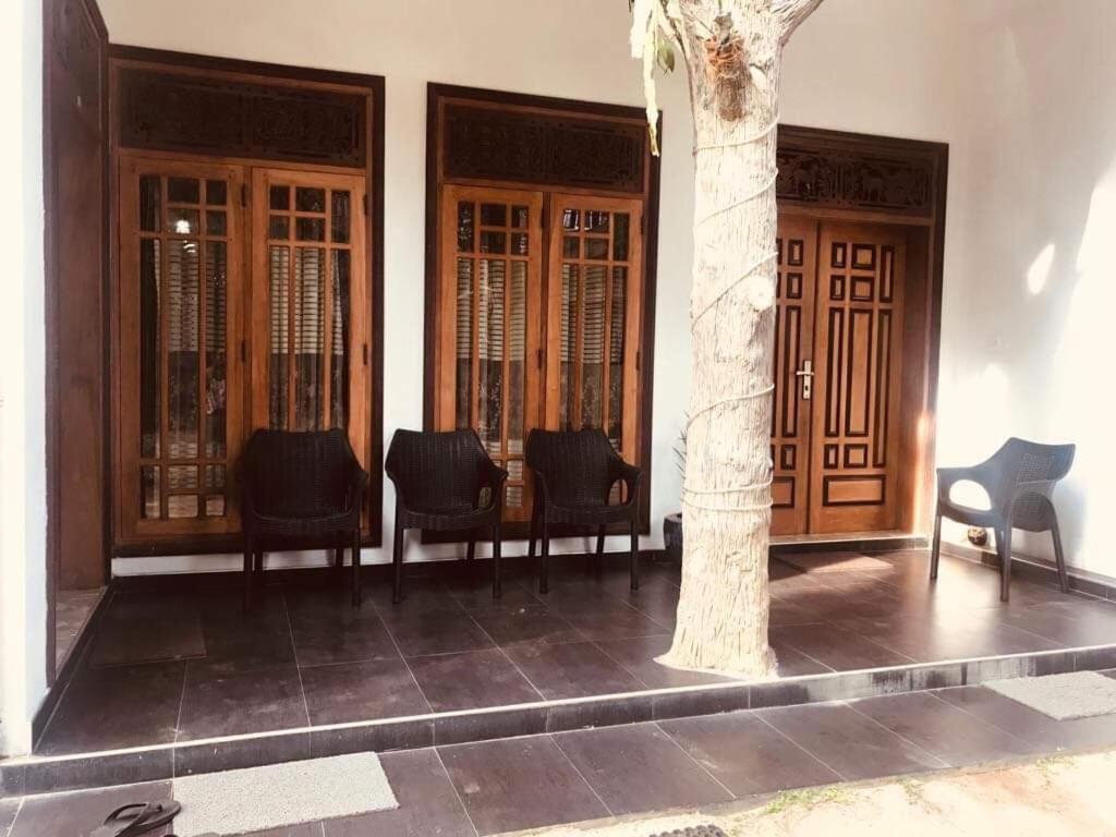 דיקוולה Villa Fiorita מראה חיצוני תמונה