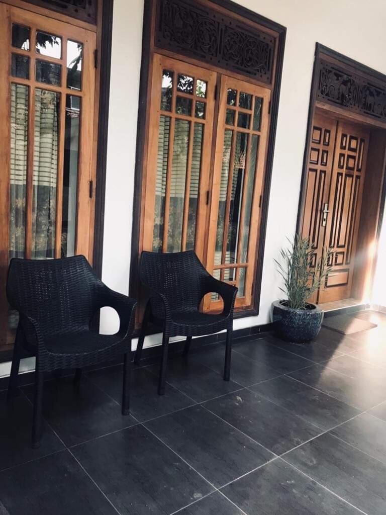 דיקוולה Villa Fiorita מראה חיצוני תמונה