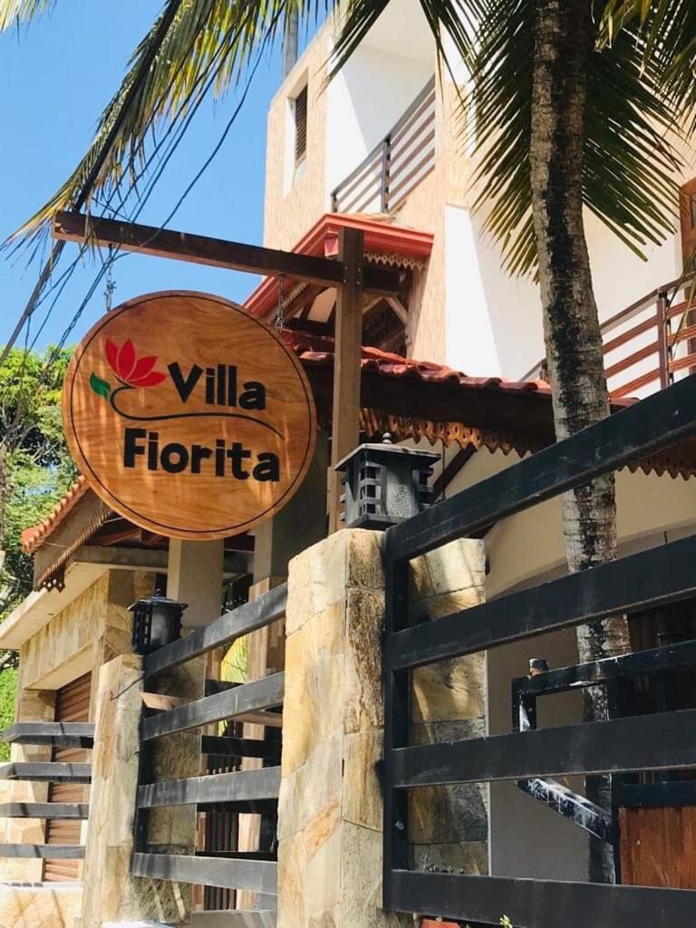 דיקוולה Villa Fiorita מראה חיצוני תמונה